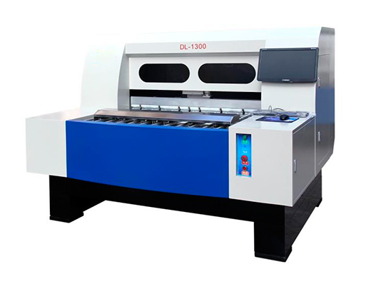 Автоматическая портальная машина с V-образным вырезом с CNC